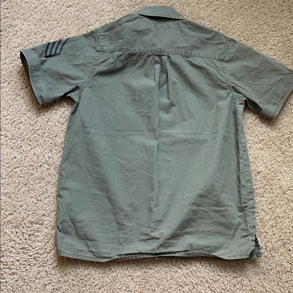 GapKids Button-down military-style shirt - Picture 5 of 5